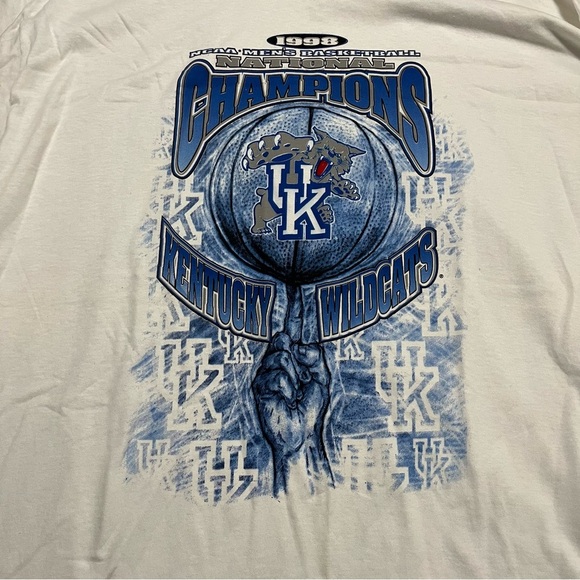 Dead stock Vintage NWT 1998 Starter Kentucky Wildcats Champions T-Shirt XL - Picture 3 of 7